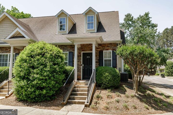Property Photo:  1305 Cedar Shoals Drive 201  GA 30605 