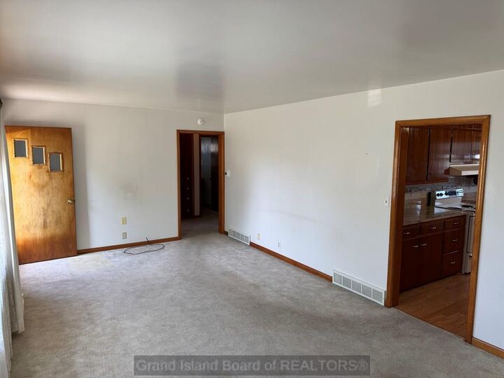 Property Photo:  651 Memorial Dr  NE 68801 