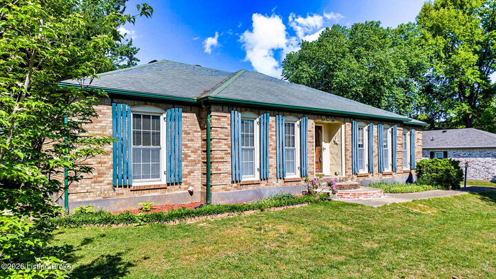 Property Photo: 4908 Jerry Dr KY 40165