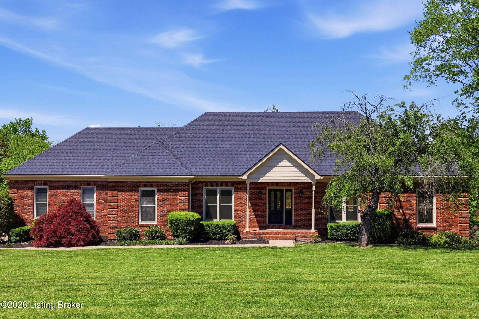 Property Photo:  1507 Colonial Ct  KY 40026 