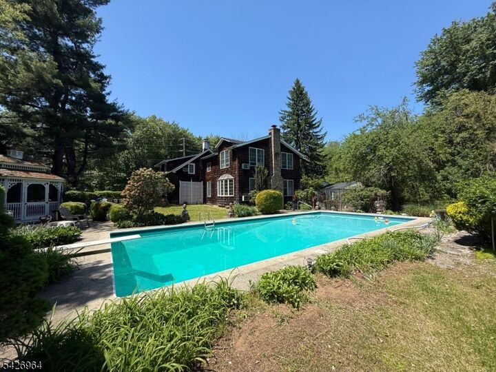 Property Photo:  691 Ridgedale Ave  NJ 07936 