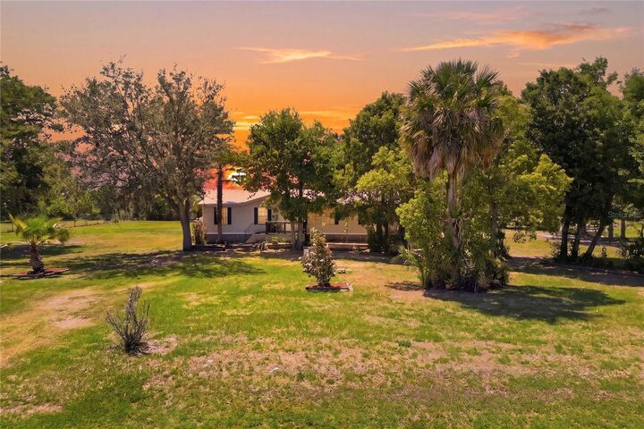 Property Photo: 227 Cracker Lane FL 33873