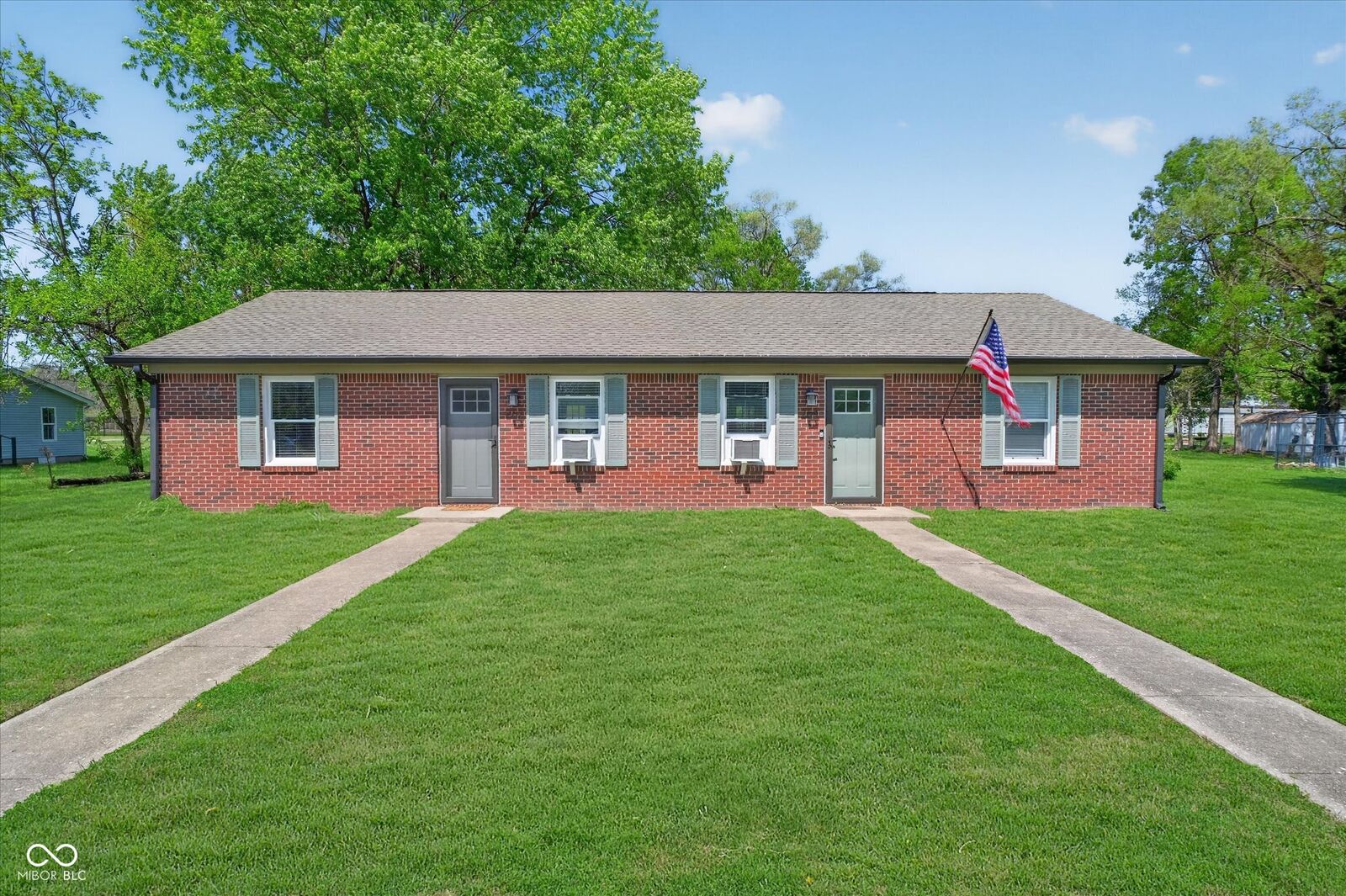 Property Photo:  264 Walnut Street  IN 46060 