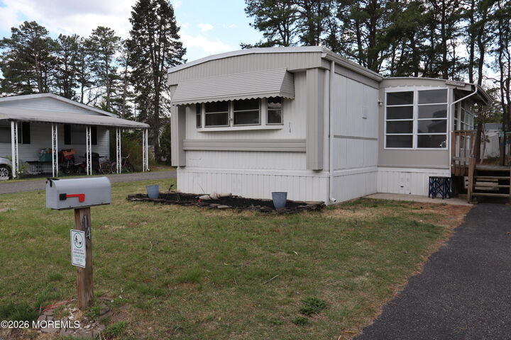 Property Photo:  14 Kingfisher Way  NJ 08759 