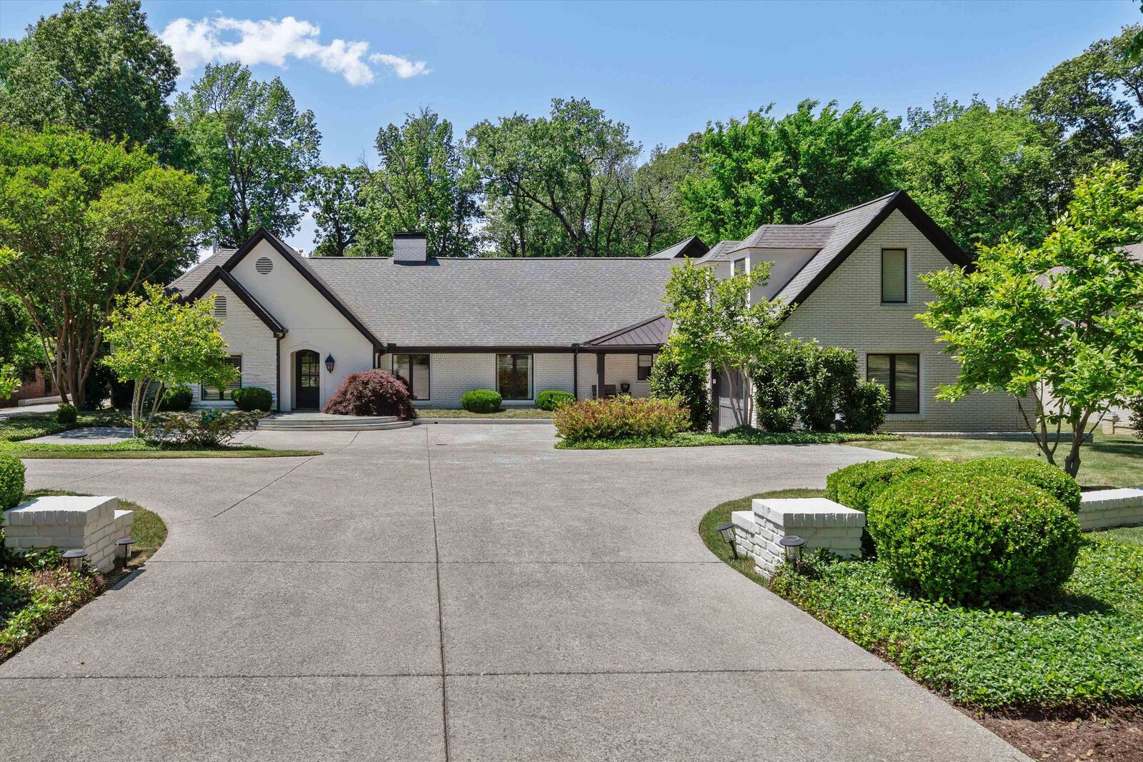 Property Photo:  4710 Gwynne Rd  TN 38117 