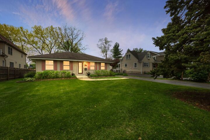 Property Photo: 29 W Goebel Drive IL 60148