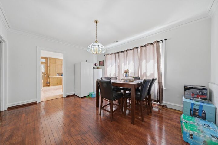 Property Photo:  5723 N Talman Avenue  IL 60659 