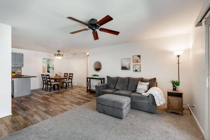 Property Photo:  987 Golf Course Road 8  IL 60014 