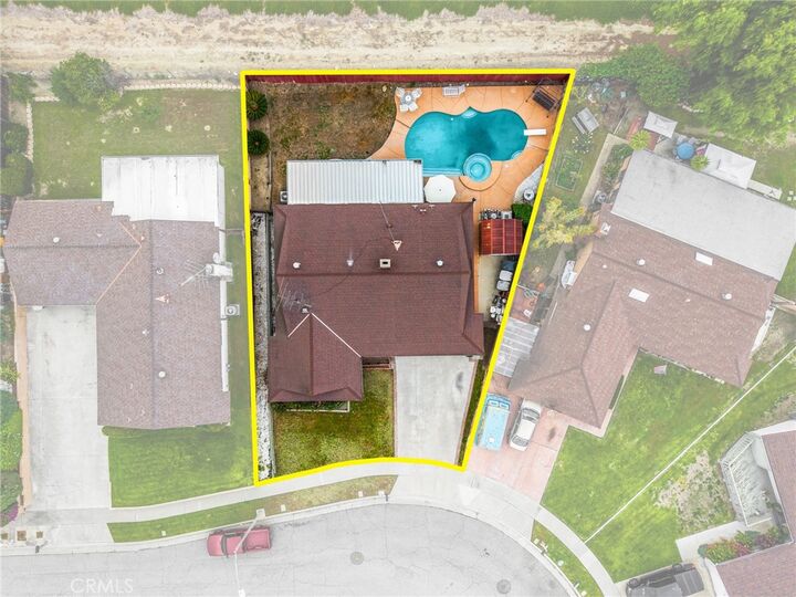 Property Photo:  304 Woodland Ave  CA 92821 