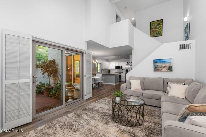 Property Photo: 174 Via Colinas CA 91362