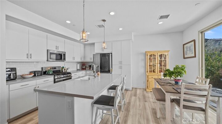 Property Photo:  16282 Meadowhouse Avenue  CA 91708 