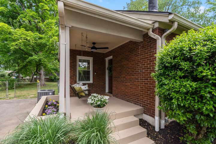 Property Photo:  1327 Cardinal Ave  TN 37216 