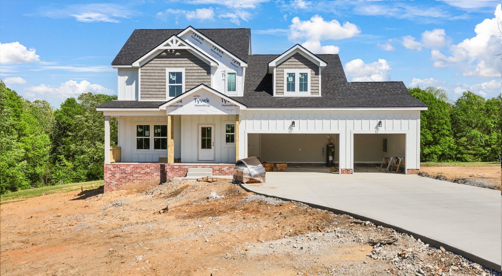 Property Photo:  233 Lewis Grant Ln  TN 37171 