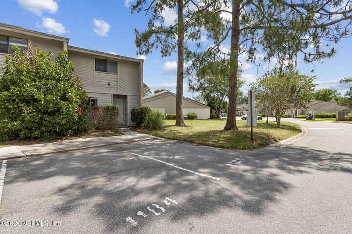 Property Photo: 3801 Crown Point Road 1184 FL 32257