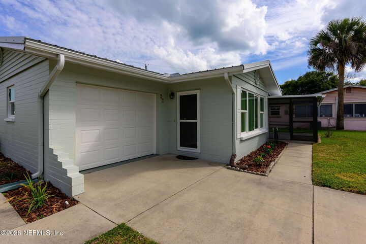 Property Photo:  37 Berkley Road  FL 32176 