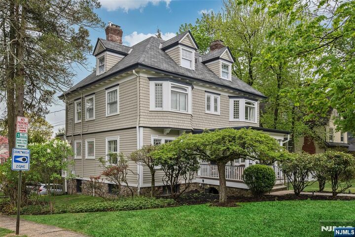 Property Photo:  375 Upper Mountain Avenue  NJ 07043 