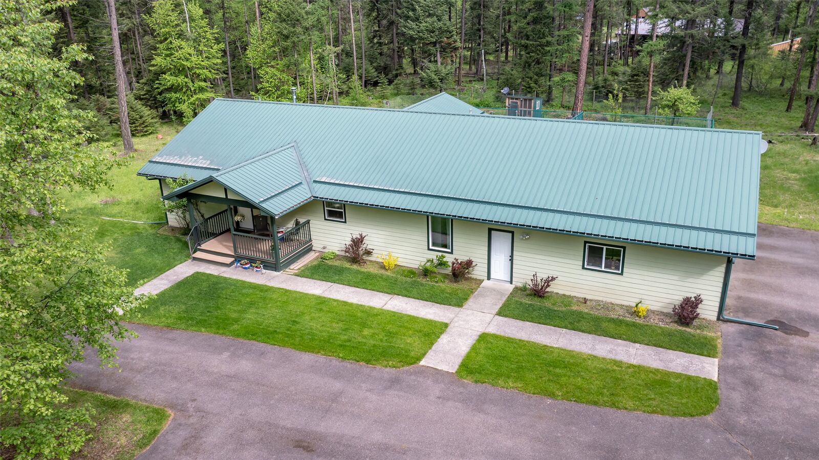 Property Photo: 13033 Trinkus Lane MT 59911