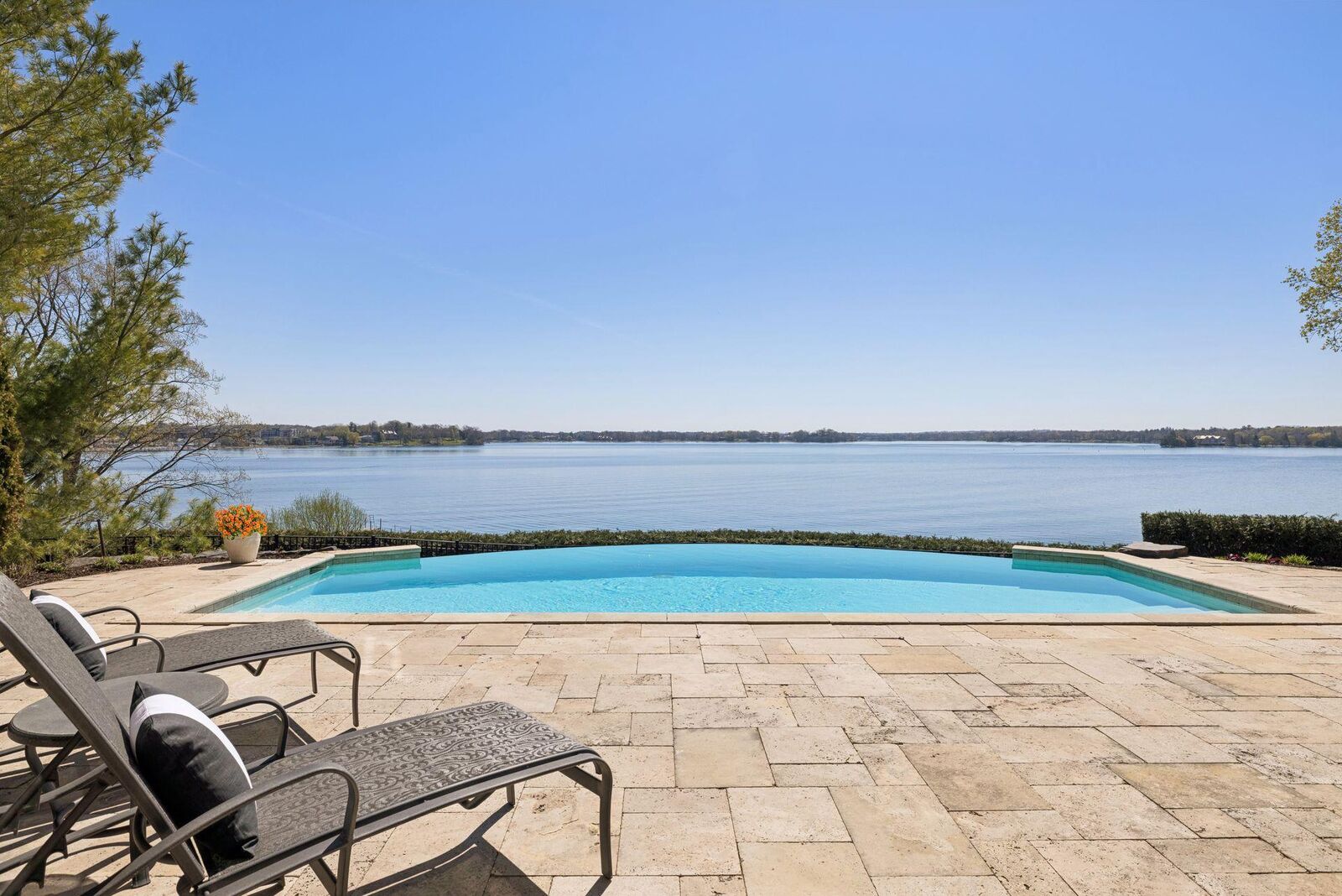 Property Photo: 358 Ferndale Road S MN 55391