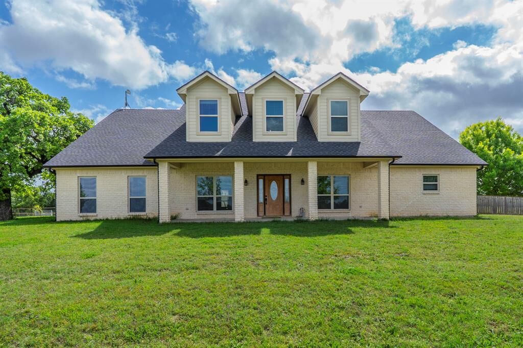 Property Photo:  1502 N Fm 113  TX 76088 