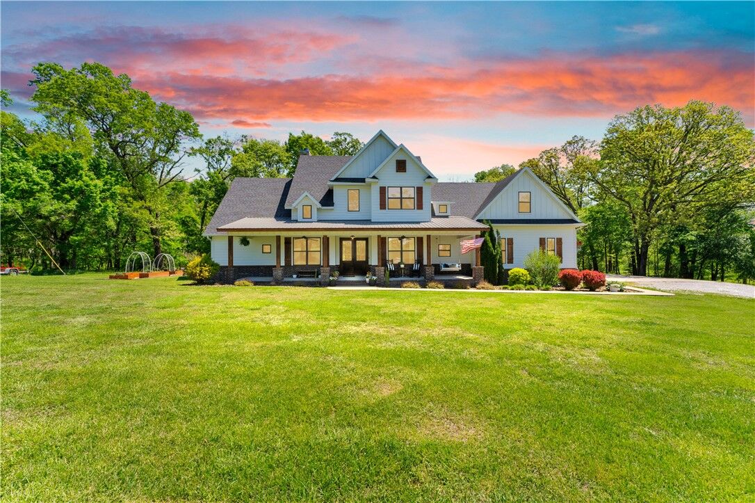 Property Photo:  4205 N Rainbow Farm Road  AR 72713 