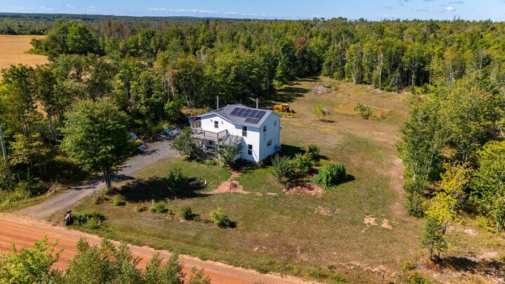 2867 Cape Breton Road — photo 1