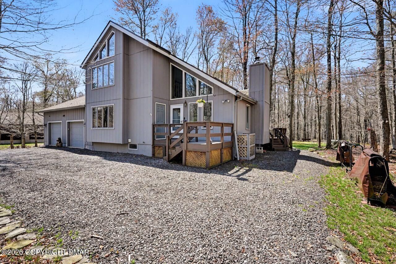 Property Photo: 66 Norton Drive PA 18424