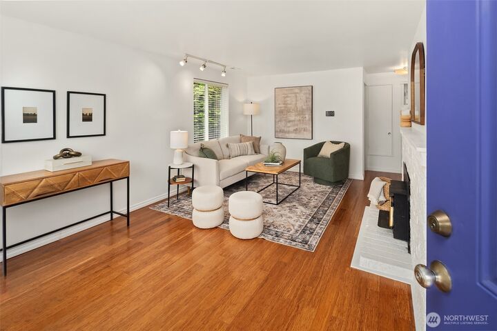 Property Photo:  1740 NE 136th Street  WA 98125 