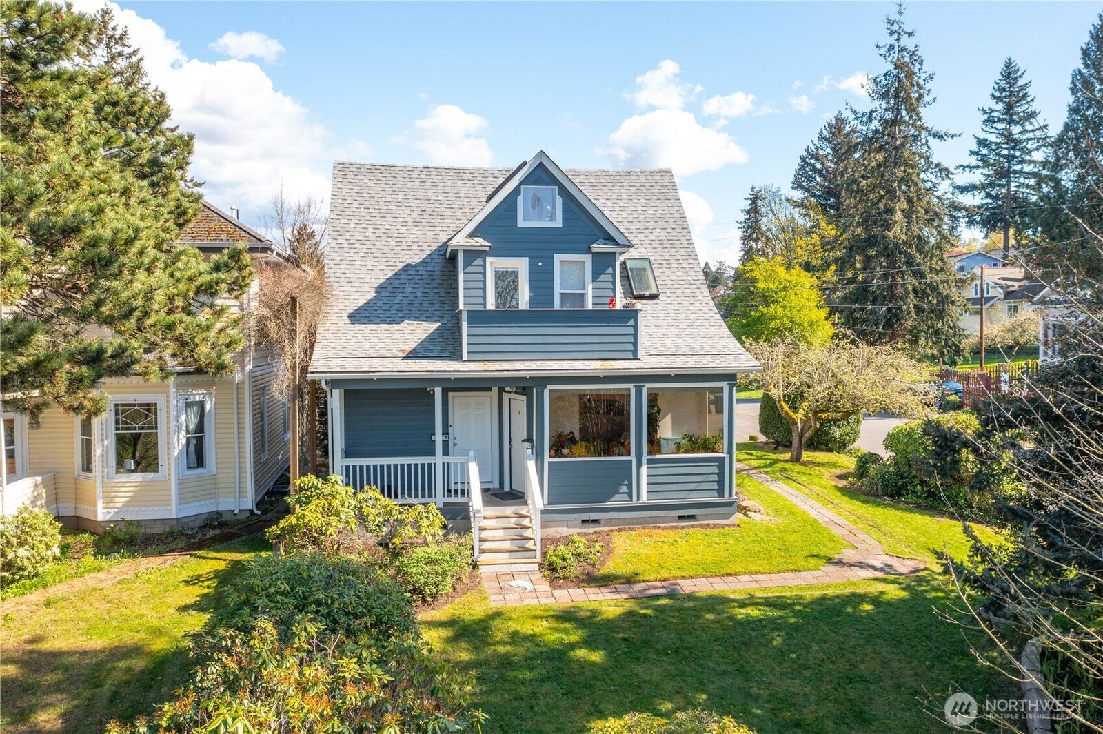 Property Photo: 1000 Jersey Street A & B WA 98225
