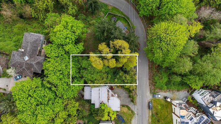 Property Photo:  1601  Ferry Avenue SW  WA 98116 