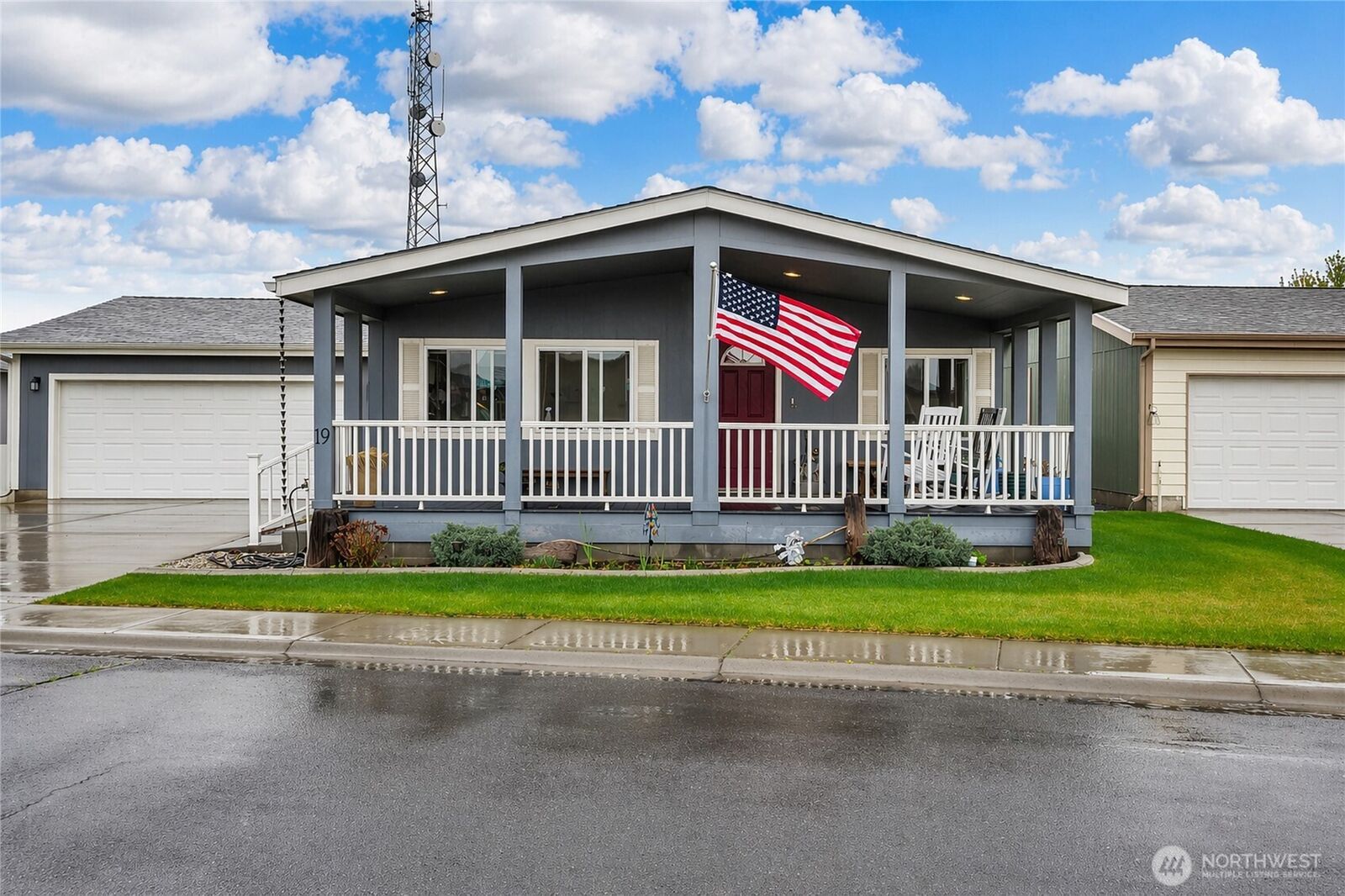Property Photo:  1701 E Burr Avenue 19  WA 98837 