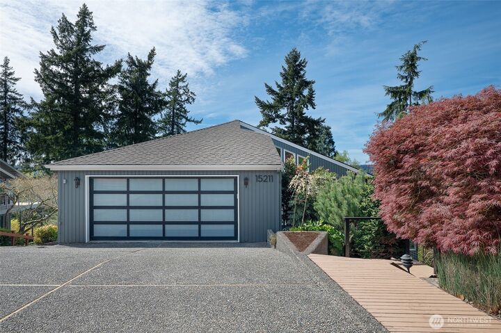 Property Photo:  15211  61st Place NE  WA 98028 