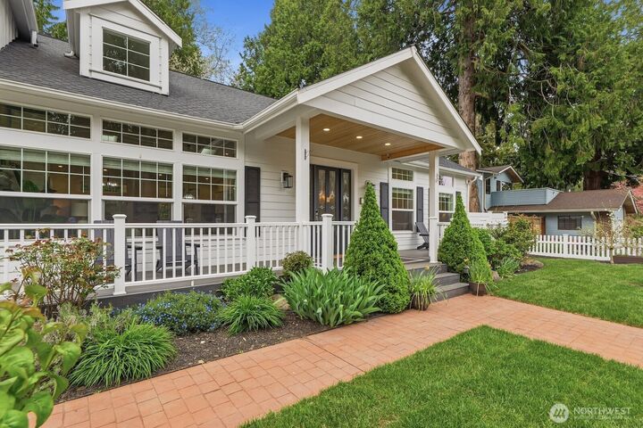 Property Photo:  9702 NE 198th Street  WA 98011 