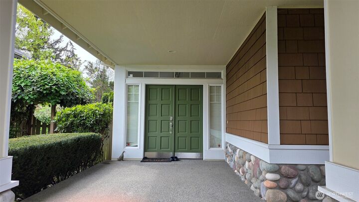 Property Photo:  12085 SE 41st Street  WA 98006 