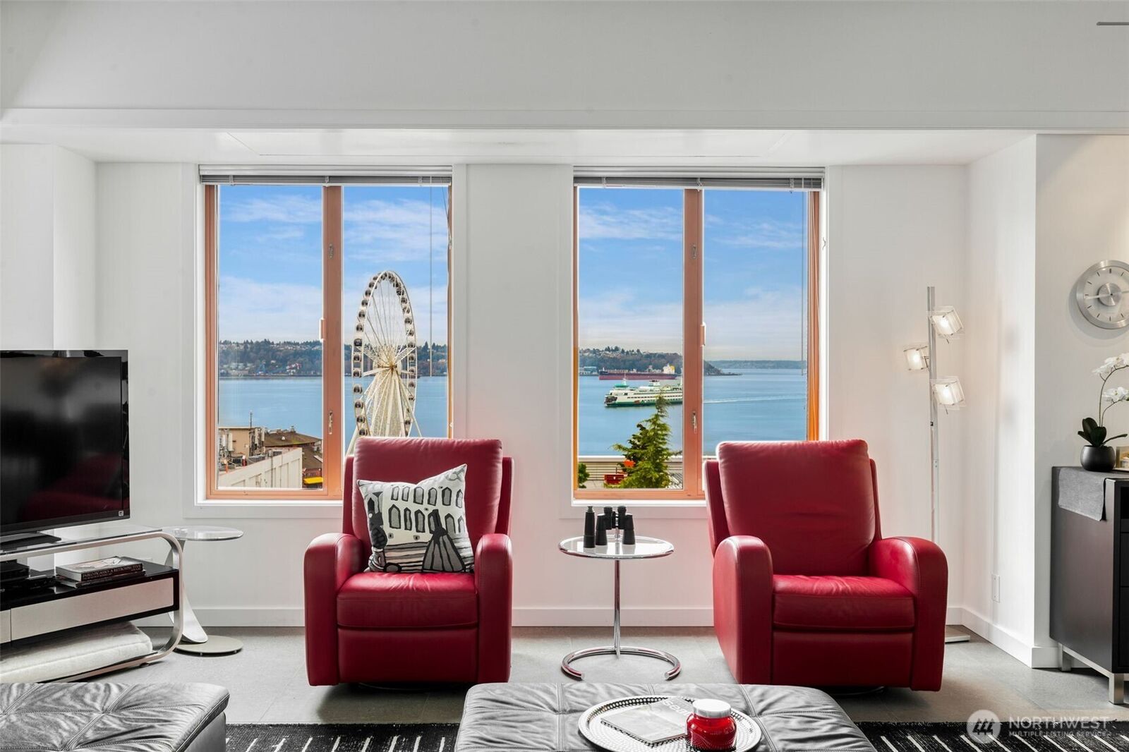 Property Photo:  98  Union Street 206  WA 98101 