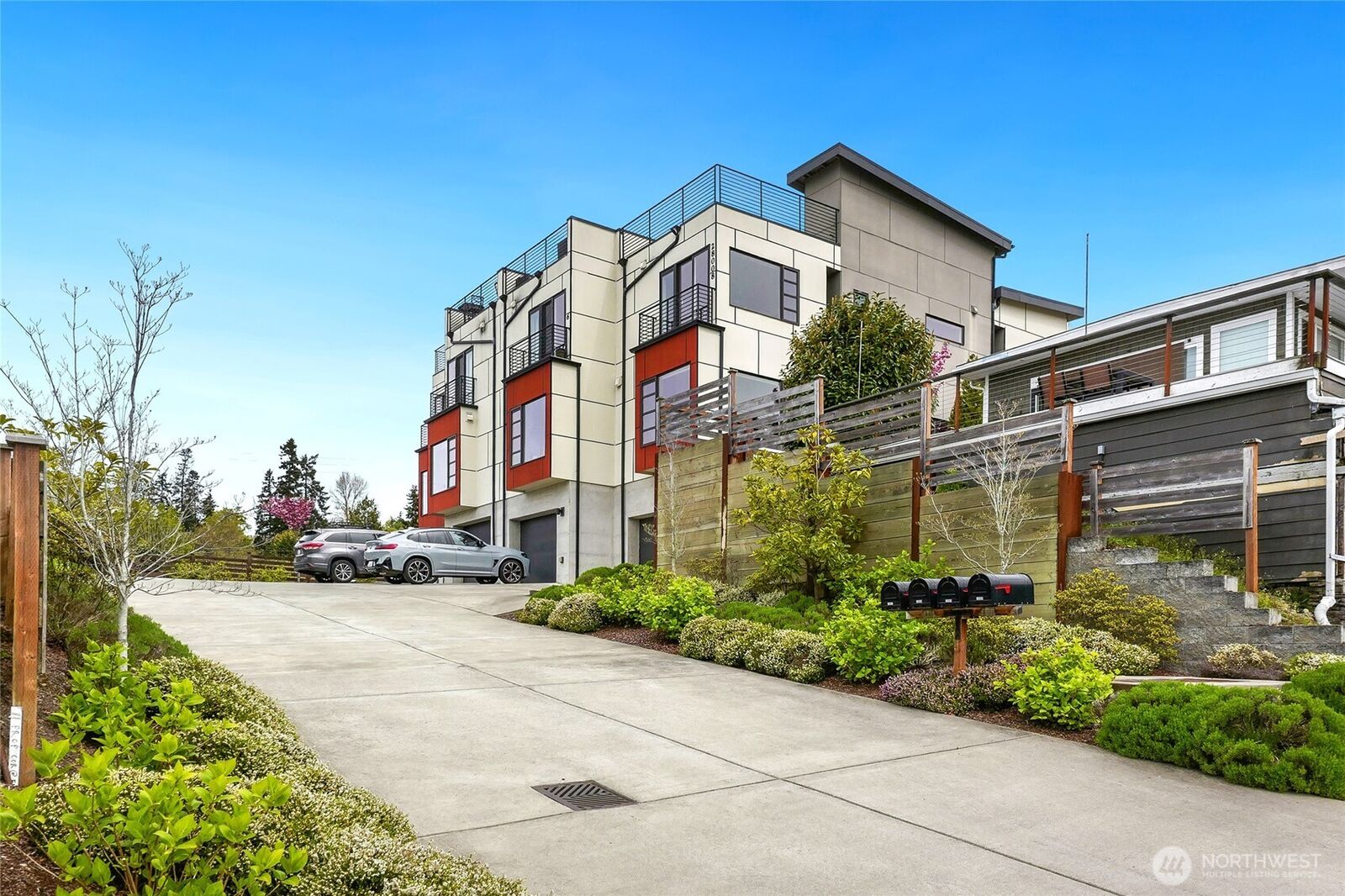 Property Photo:  28008  8th Lane  S  WA 98198 