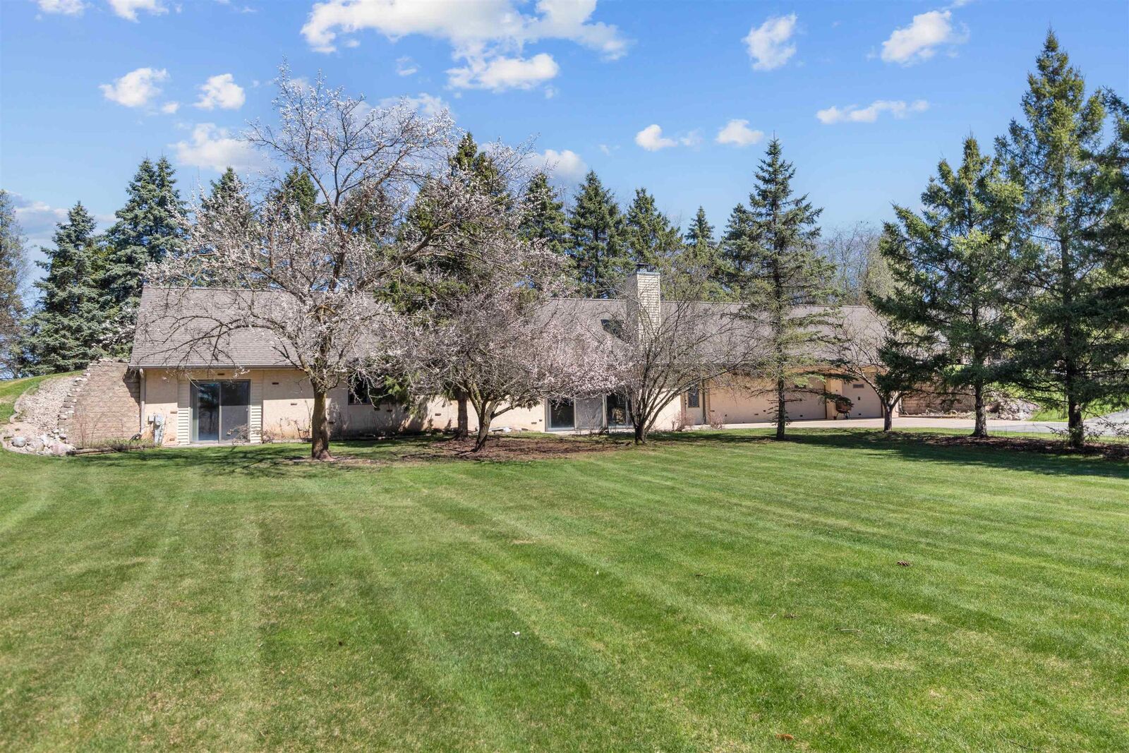 Property Photo:  10 N Kurt Avenue  WI 54913 