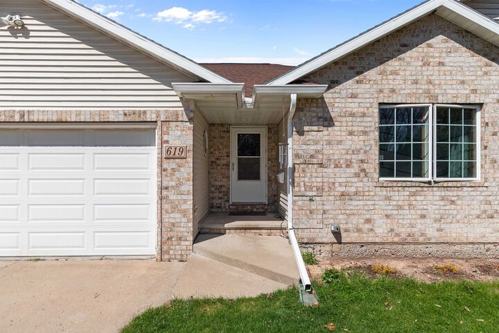 Property Photo:  619 Knight Avenue  WI 54956 