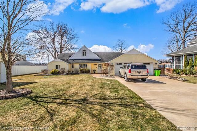 Property Photo:  5486 Sandbeach Road  MI 49240 