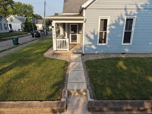 Property Photo:  1143 Hunt Street  IN 47374 