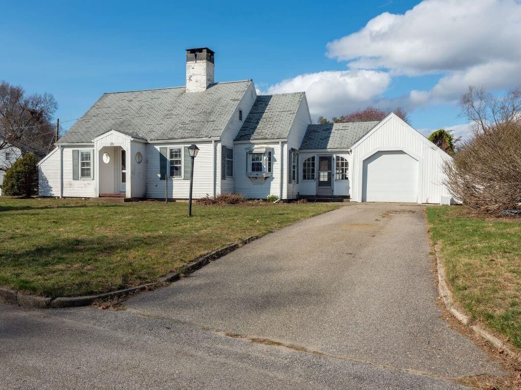 Property Photo:  369 Manor Drive  RI 02888 