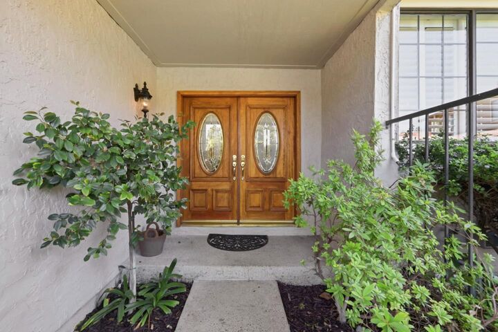 Property Photo:  6529 Plainview Court  CA 95120 