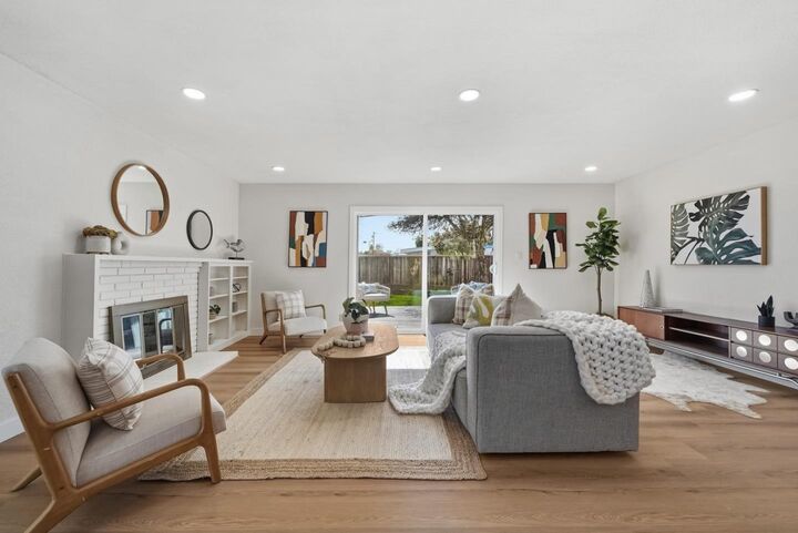 Property Photo:  1055 Buchanan Court  CA 95051 