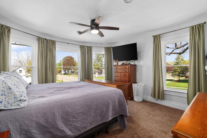 Property Photo:  136 N Lincoln Street  WI 53955 