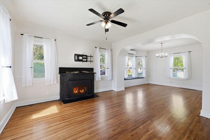 Property Photo:  1303 E Montgomery Ave  WA 99207 