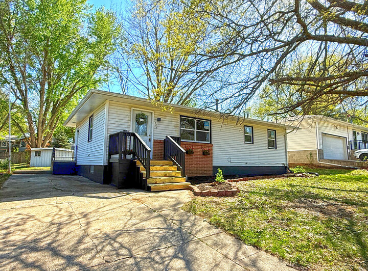 Property Photo:  404 Garfield  Street  IA 51601 