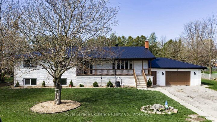 34 Queen Avenue — photo 1
