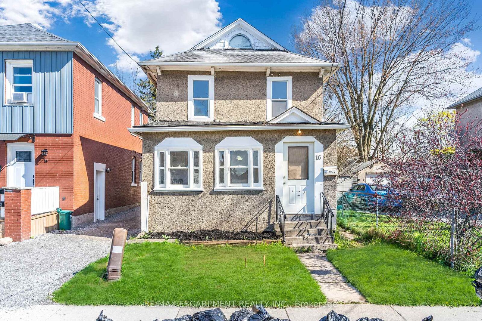 Property Photo: 16 Albert Street ON L3B 4L2