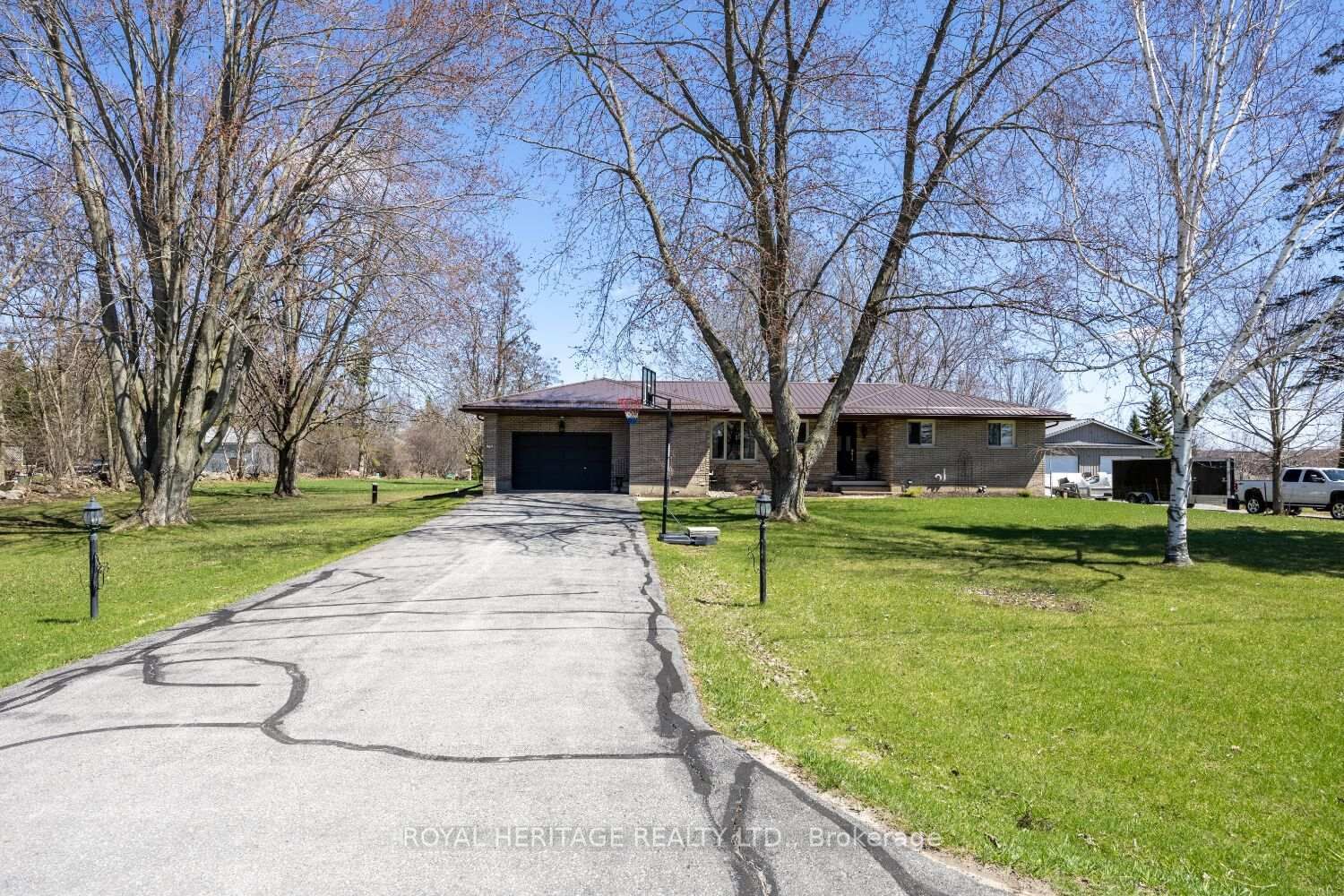Property Photo: 116 Beach Road ON K0M 2C0