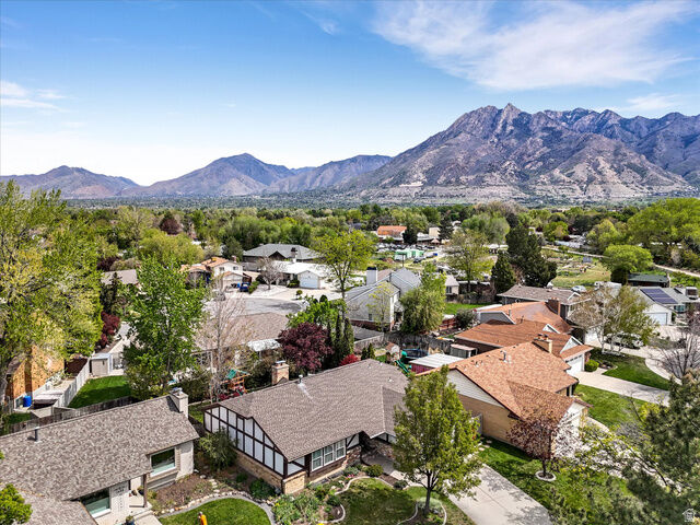 Property Photo:  1441 E Heatherton Way S  UT 84121 