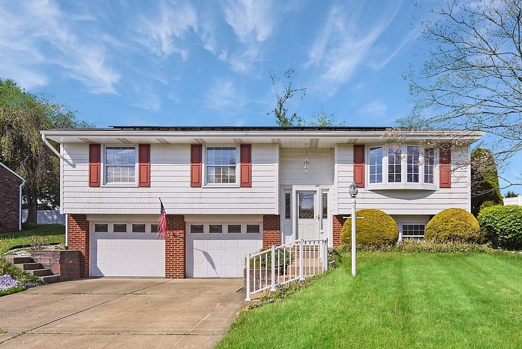 Property Photo:  229 Princeton Drive  PA 15001 